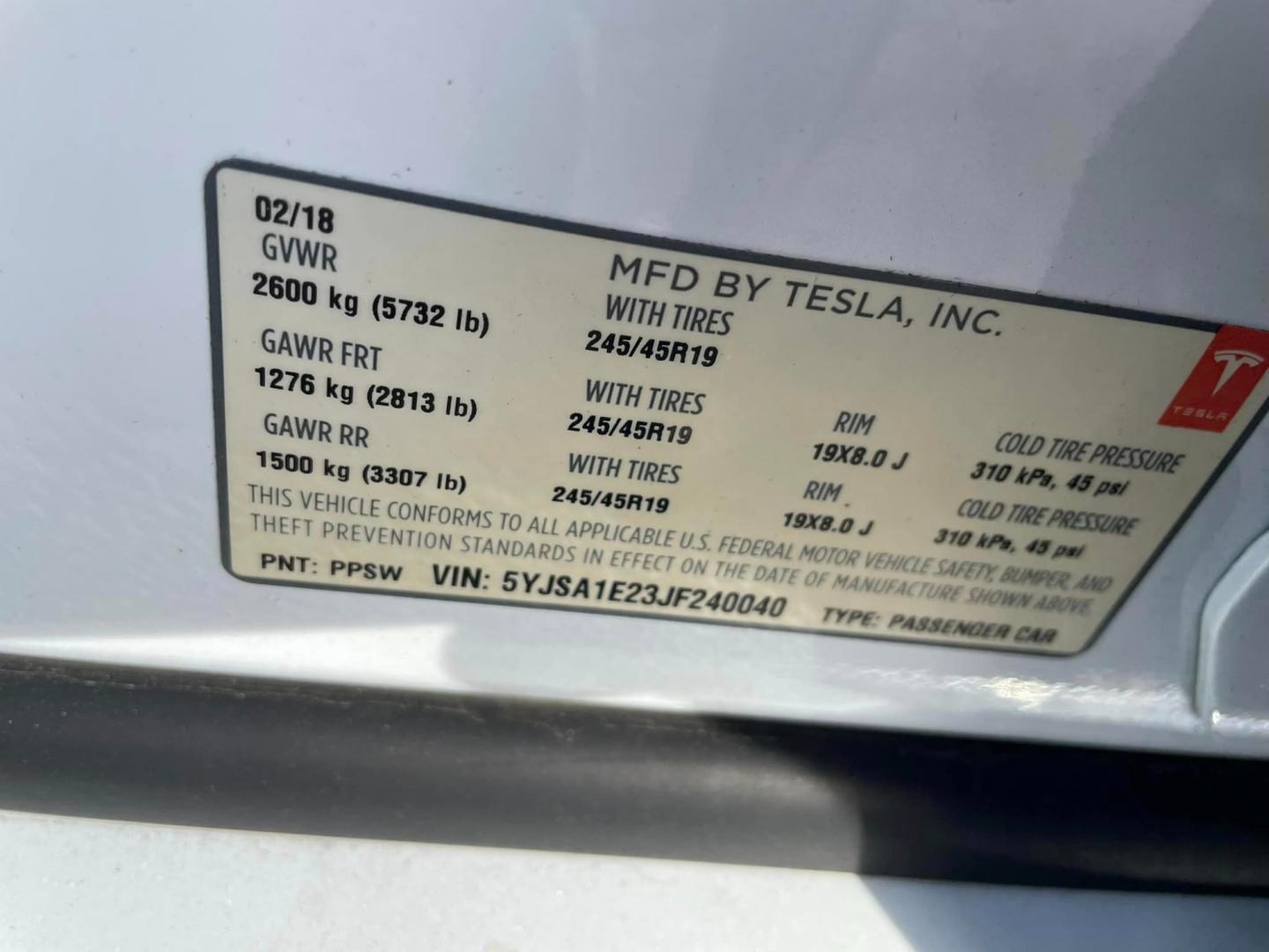 2018 WHITE /White Gold Tesla Model S (5YJSA1E23JF) , located at 744 E Miner Ave, Stockton, CA, 95202, (209) 944-5770, 37.956863, -121.282082 - PLUS TAXES AND FEES - Photo#11